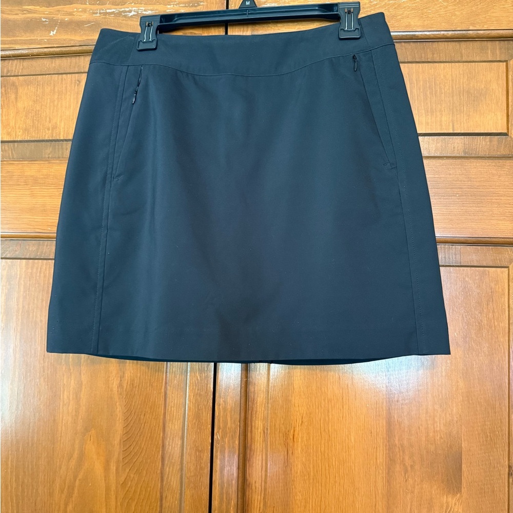 NWOT Classic Black Women's Golf Skort by Zero Restriction